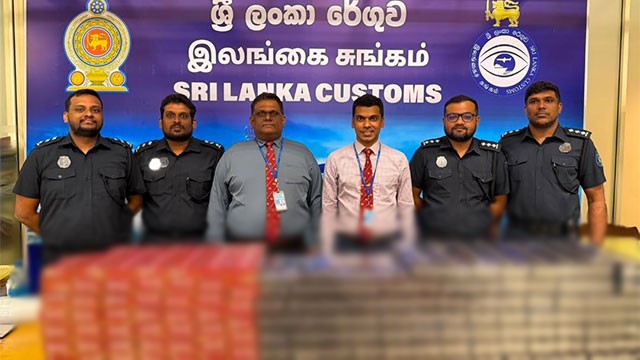 Marawila businessman arrested at BIA with Rs. 4.65 million in cigarettes