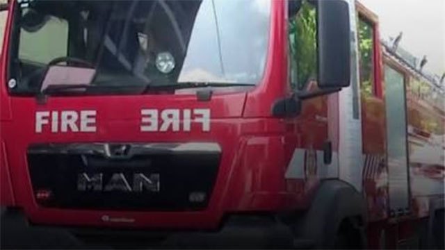 Fire breaks out at Pettah shop on Main Street