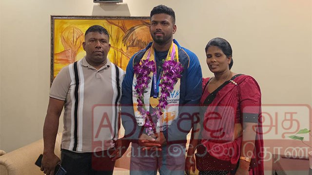 Rumesh Tharanga and Palitha Bandara return home to airport welcome