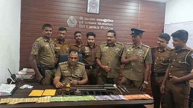 Six held in Rathmalana with hand grenade, swords and suspected drug cash