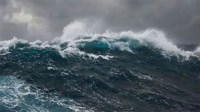 Amber advisory issued for strong winds and rough seas