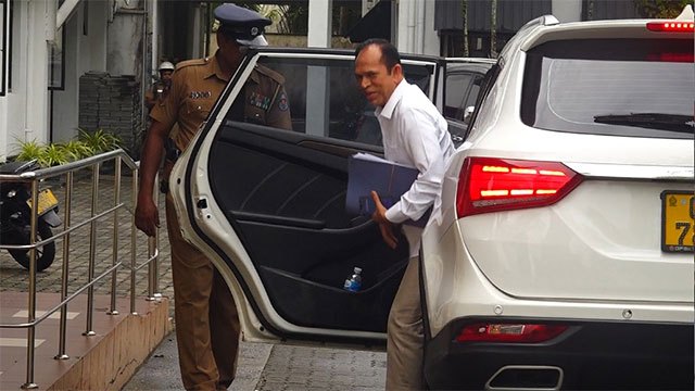 MP Hizbullah appears before Bribery Commission over assets inquiry