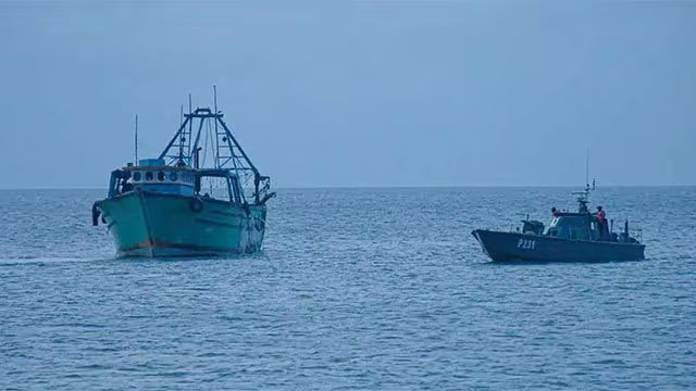 Navy seizes Indian trawler with nine fishermen off Talaimannar
