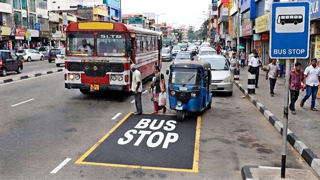 Police to take legal action against vehicles obstructing bus stops