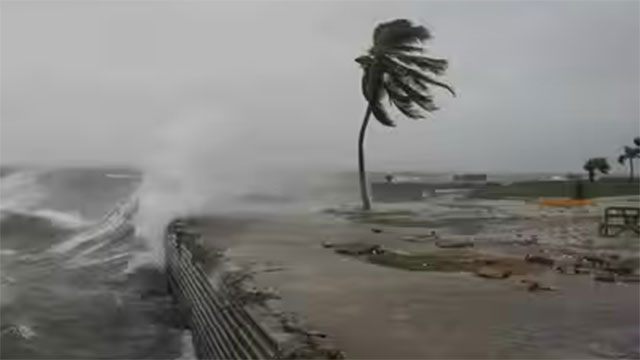 Hurricane Lala weakens to tropical storm after lashing Hawaii