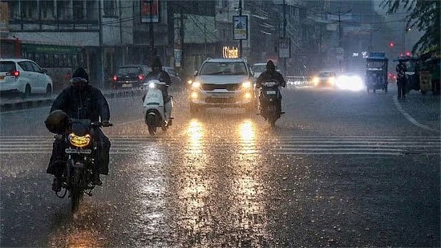 Showers forecast for Sabaragamuwa, Western and North-western provinces