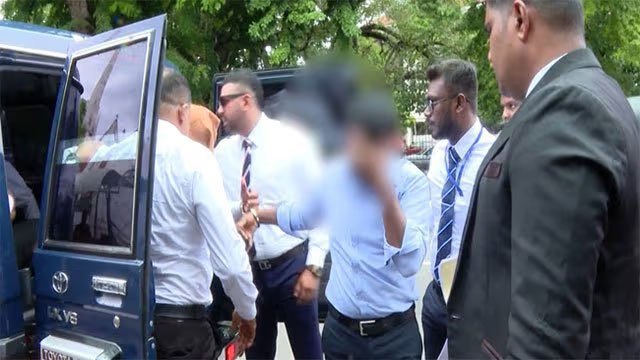 Bank officials further remanded over US$1bn outflow; court orders probe into senior staff