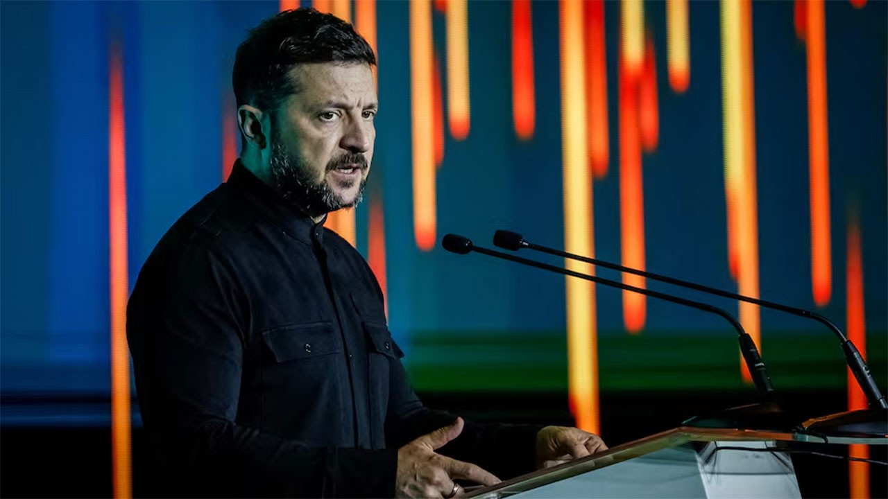 Zelenskiy says a wartime election would 'destroy' Ukraine