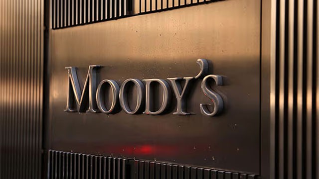 Moody's affirms Sri Lanka at Caa1, warns interest costs eat 40% of revenue