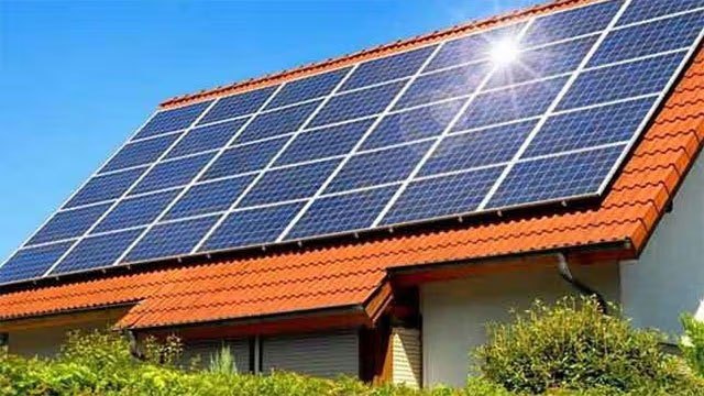 Large rooftop solar ordered off the grid daily until Sunday