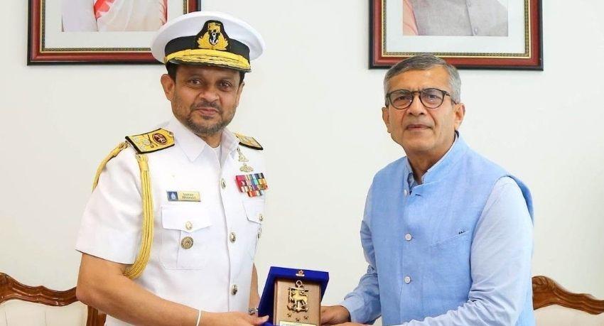 Navy Commander reviews defence cooperation plan with India on New Delhi visit