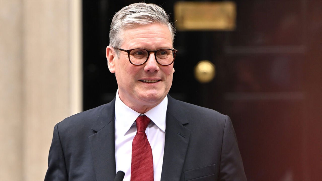 Keir Starmer to quit the Commons, triggering a by-election in Holborn and St Pancras