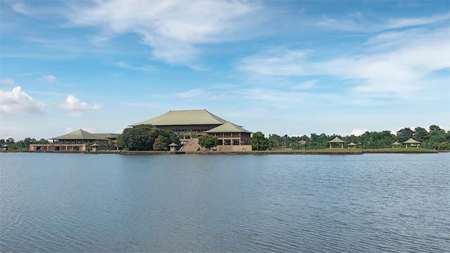 Parliament committee orders three-phase plan to stop Diyawanna Lake pollution