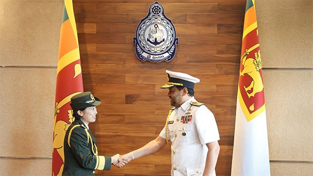 Chinese Defence Attaché calls on Navy Commander Damian Fernando
