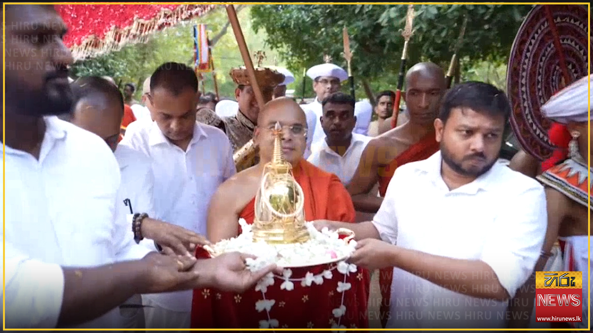 Seruwila's 103rd Maha Perahera parades with Maligawa tusker Miyan Raja bearing the relic casket