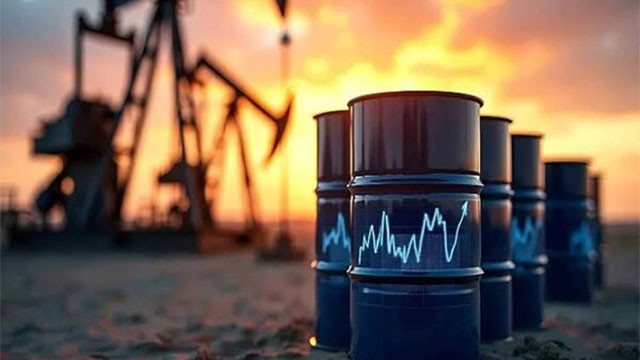 Oil extends gains after US and Iran trade tanker strikes in Hormuz