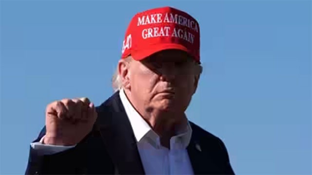 Trump threatens to bar Bombardier from US market unless it builds there
