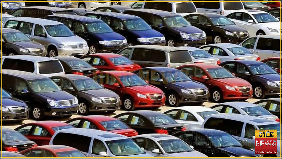 Importers say nearly 1,000 vehicles remain stuck at ports over cross-border LC dispute