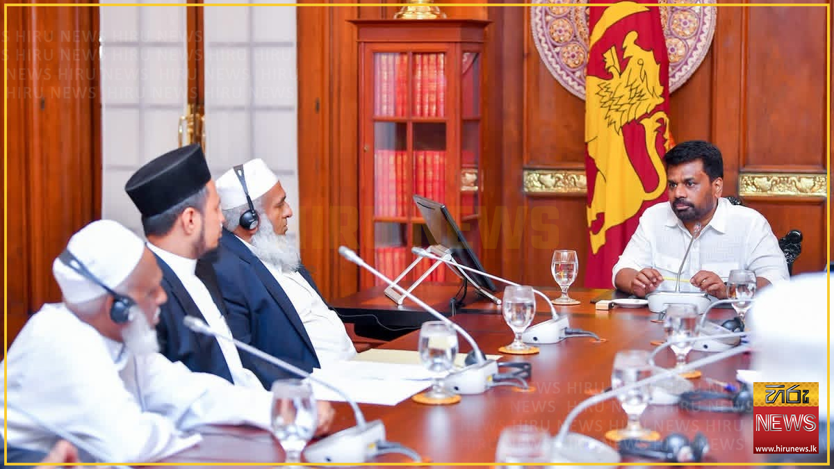 President holds separate talks with Catholic and Muslim leaders on environment and coexistence