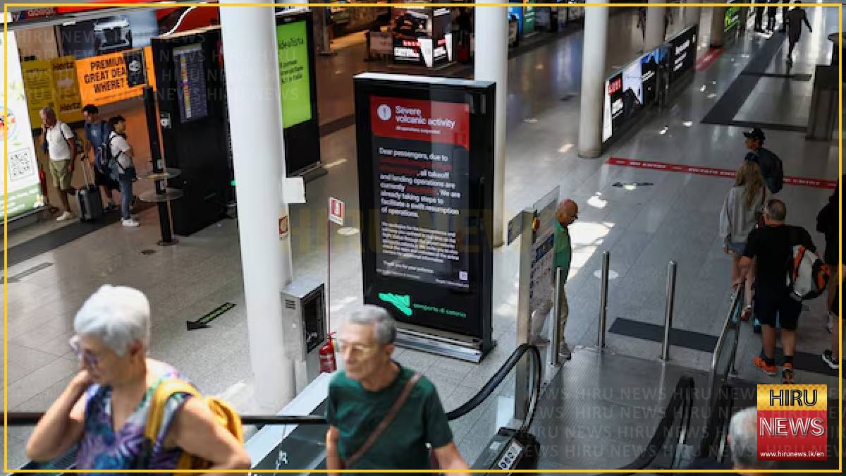 Etna ash shuts Catania airport into Sunday as Italy raises red aviation alert