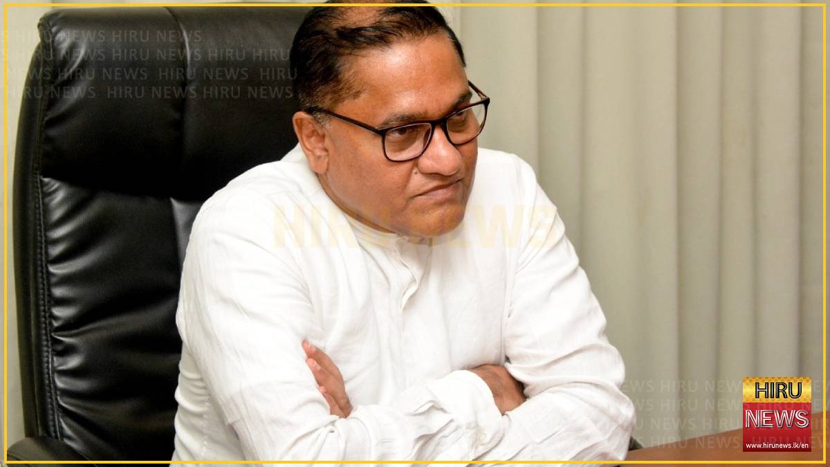 Foreign Minister holds talks on bringing Miss Universe to Sri Lanka