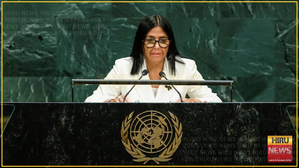 Venezuela's interim president leaves the UN with photographs but no deals