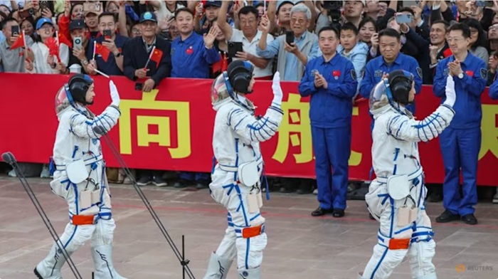 China Launches Shenzhou-23 With Astronaut Set for Record Year-Long Stay