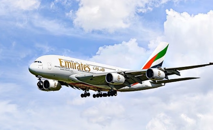 Emirates to offer travel insurance to lure passengers back to Dubai amid Iran war