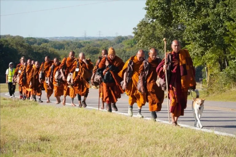 Buddhist Monks to Lead Islandwide 'Walk for Peace' From April 21 to 28