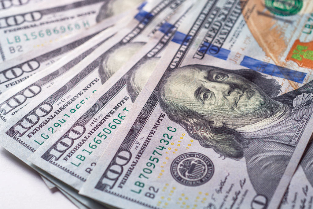 Rupee snaps back to 329 spot as exporters sell, banks cut TT selling to Rs.340