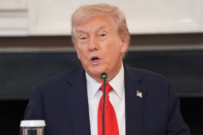 Trump Says Iran's Hormuz Handling 'Not the Agreement We Have'