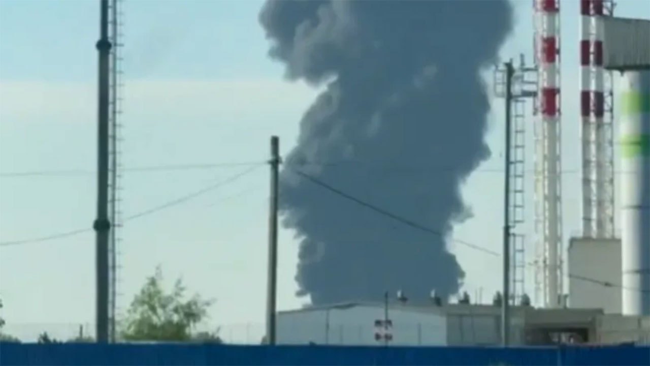Ukraine fires hundreds of drones at Russia on closing day of St Petersburg forum