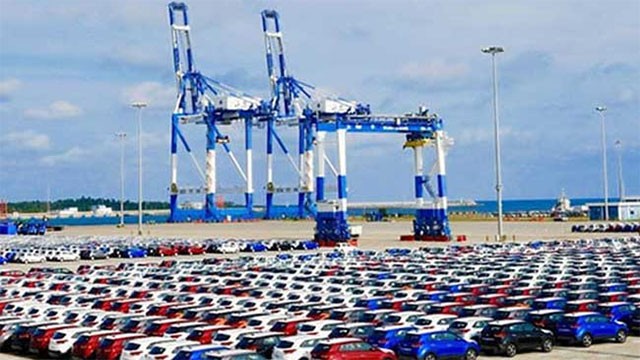 Daily vehicle import bill falls to $3.9m, below planning baseline — Anil Jayantha