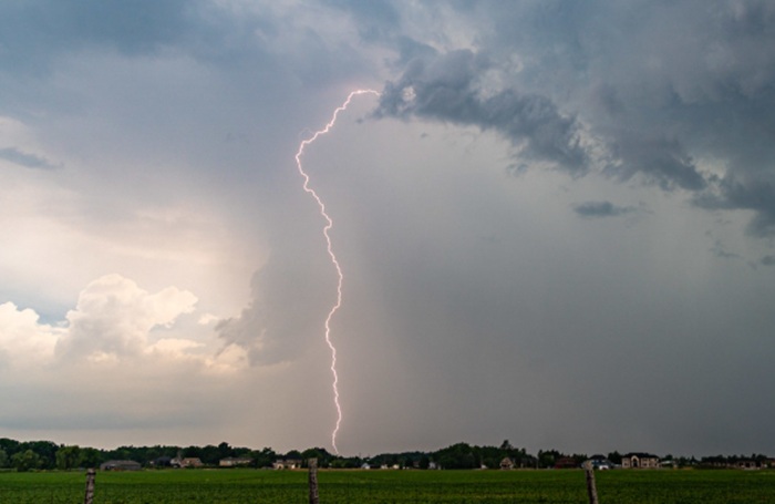 23-Year-Old Woman Killed by Lightning in Wellawaya